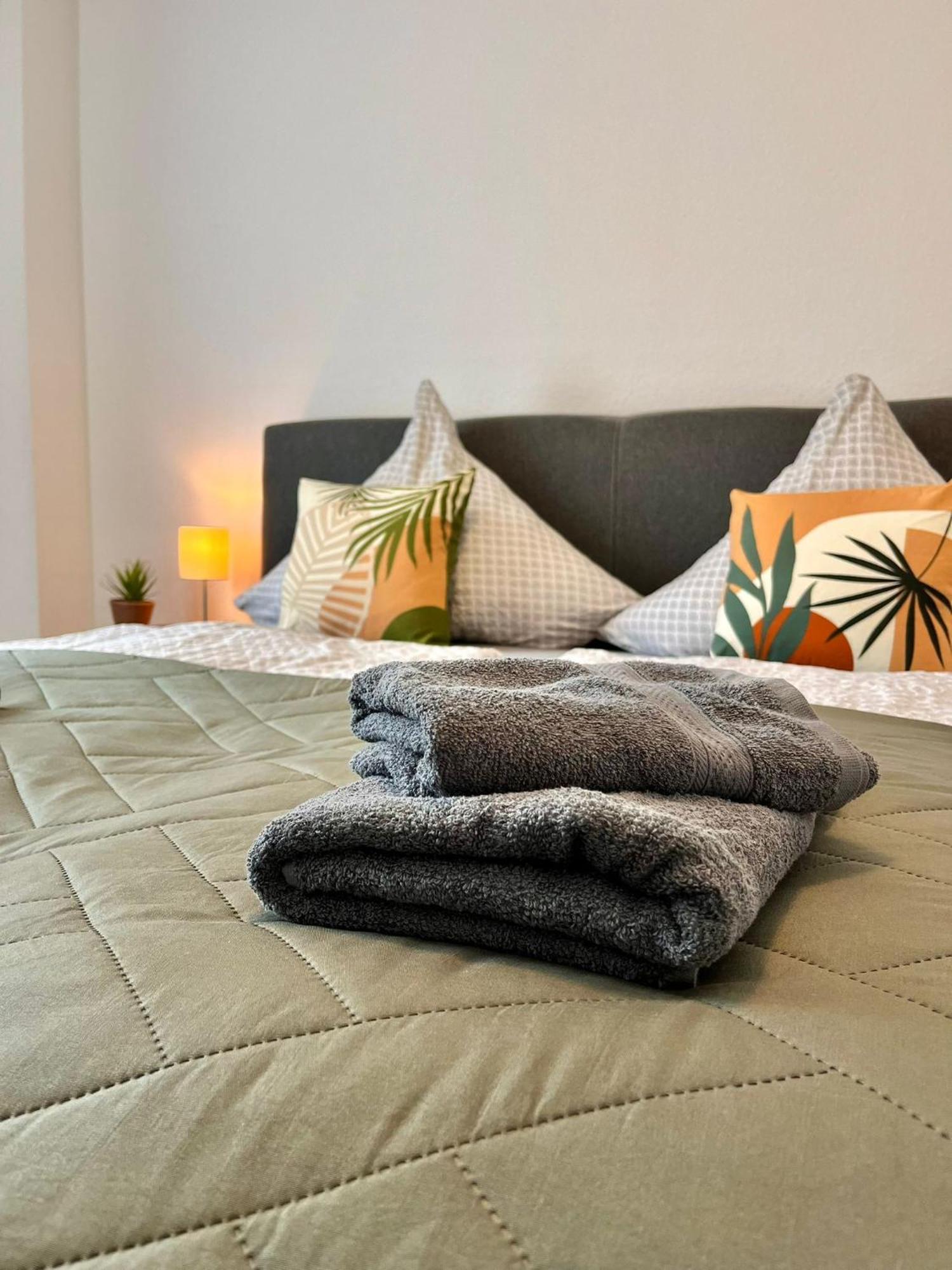Ferienwohnung Bloom Bernkastel-Kues Exteriör bild